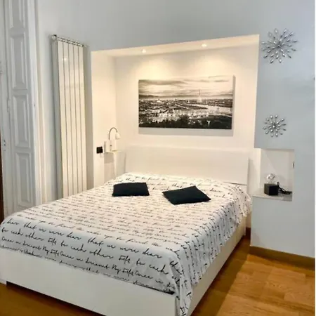 Mole Antonelliana Apartament Turyn